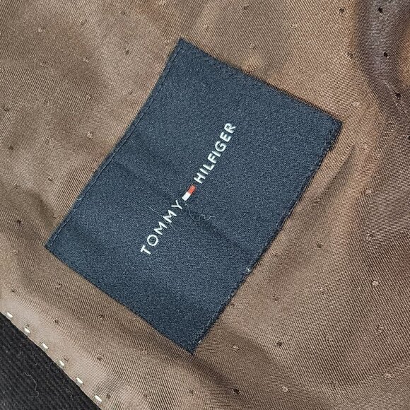 Tommy Hilfiger Brown Corduroy Two-button Blazer Jacket
Lot L - Picture 6 of 6